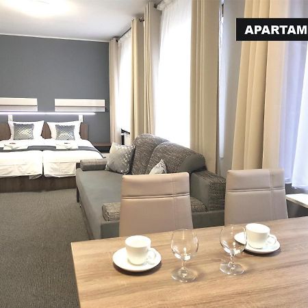 Kamienica Grand Starowka Apartment แอลบลอง ภายนอก รูปภาพ